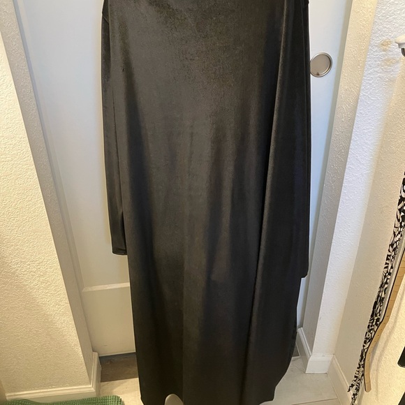 LULAROE ROBE - Picture 2 of 5